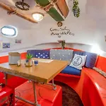 Polarstern - Unique Boatstay! Монникендам
