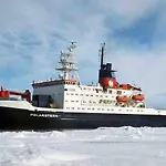 Polarstern - Unique Boatstay! *