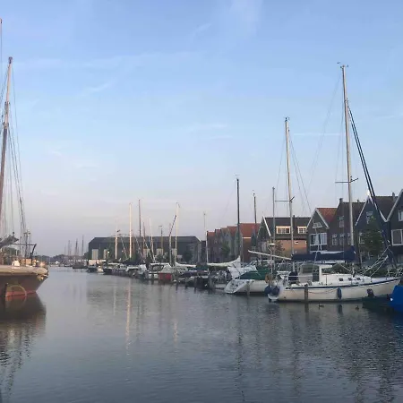 Polarstern - Unique Boatstay! *