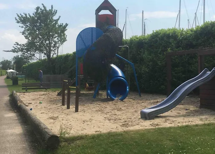 Polarstern - Unique Boatstay! 船屋 莫尼肯达姆