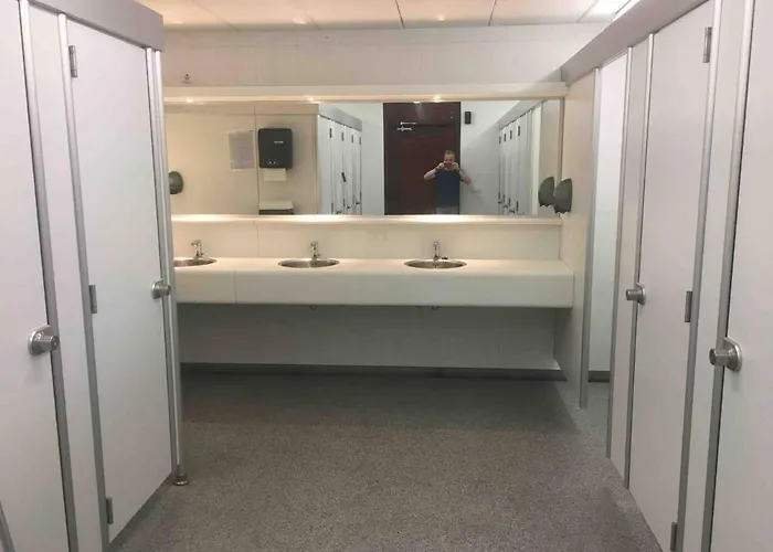 船屋 Polarstern - Unique Boatstay!